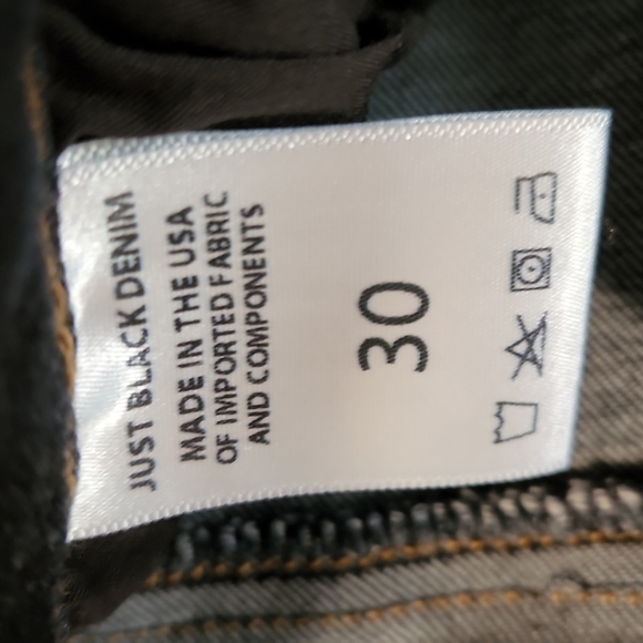 Dark bue jeans w/small slit at ankle. - Picture 7 of 7